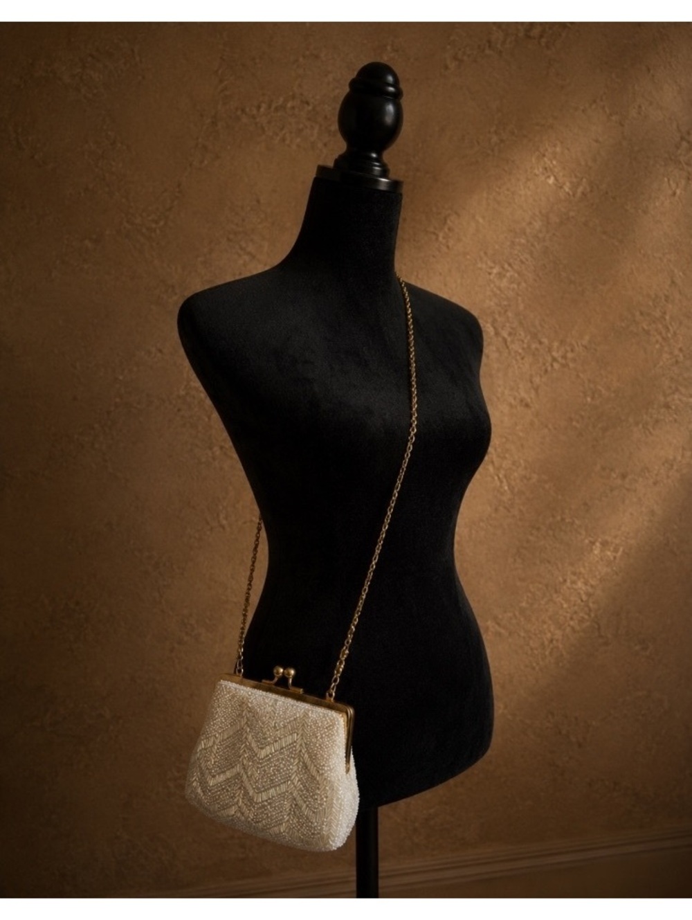 Vintage La Regale White Beaded Evening Bag Purse Gold Chain Iridescent Clutch
